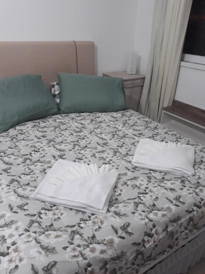 Apartamentos Por Diaria Av Domingos De Almeida 佩洛塔斯 外观 照片