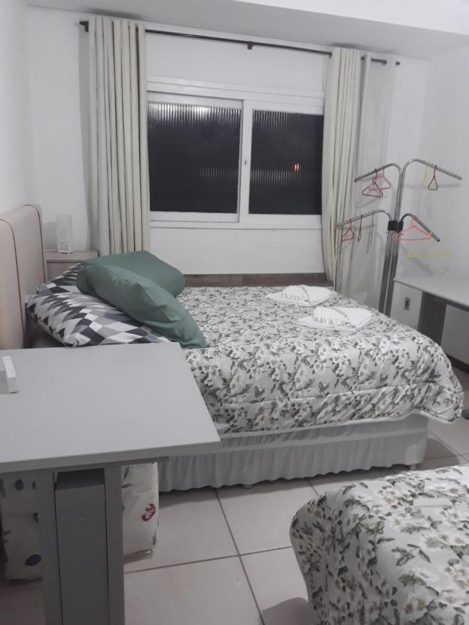 Apartamentos Por Diaria Av Domingos De Almeida 佩洛塔斯 外观 照片